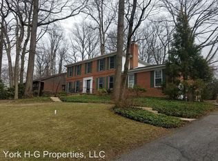 3753 Silverwood Dr, York, PA 17402
