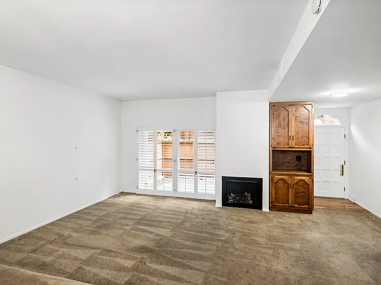 11260 Overland Ave #23G — Photo 4