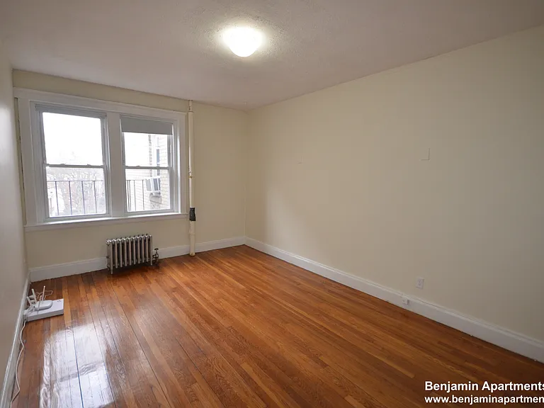 1810 Commonwealth Ave #27 — Photo 3
