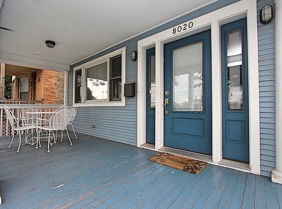 3rd image of 8020 Floral Ave