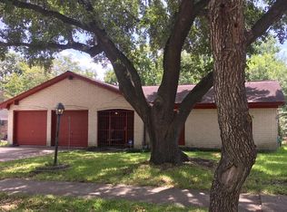 12207 Corona Ln, Houston, TX 77072