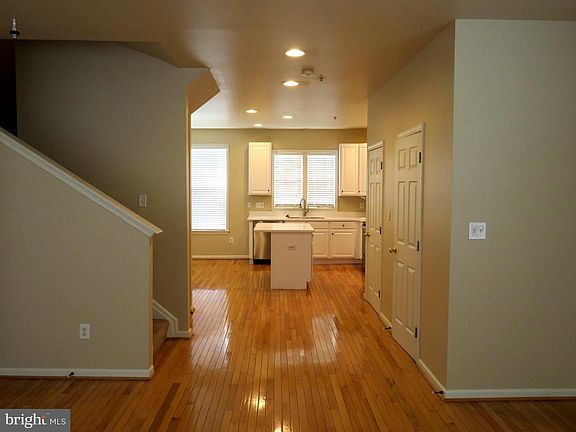 2nd image of 35770 S Gloucester Cir #8
