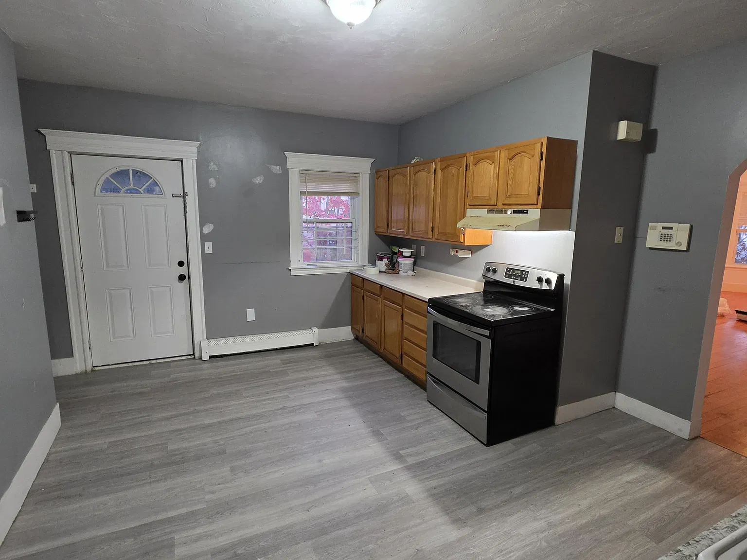 3 bed, 1334 sqft, $2,300 — Photo 4