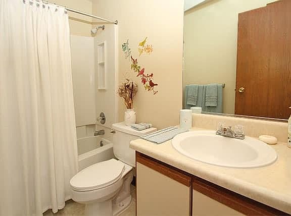 2nd image of 139 Lauff Dr