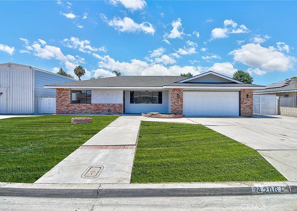 1st image of 42061 Ferguson Dr