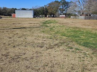 Flo St, Breaux Bridge, LA 70517