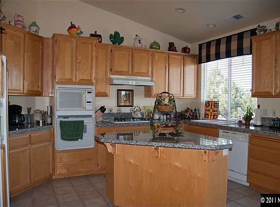 3rd image of 6973 Cinnamon Dr