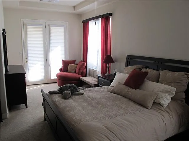 15209 Interlachen Dr — Photo 9