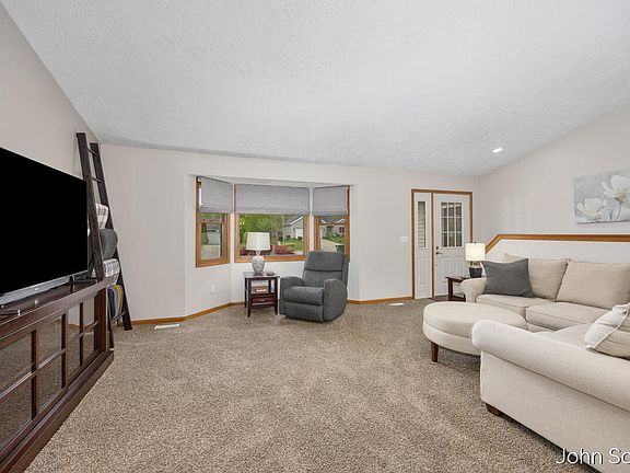 5th image of 11575 Brookland Dr