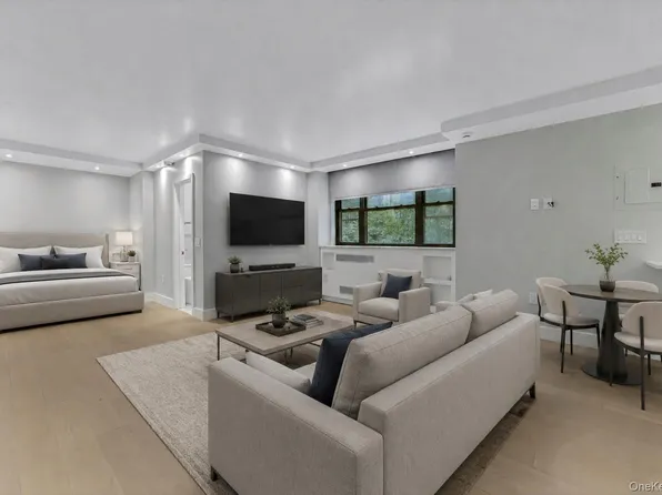 315 E 72nd Street #3A, New York (Manhattan), NY 10021