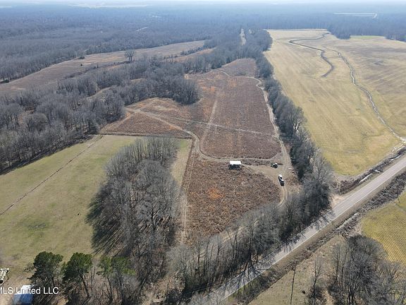 4th image of 1296 Scotland Rd