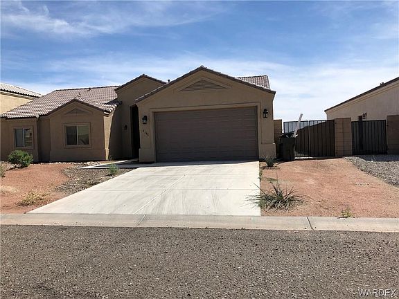 3rd image of 2198 E Couples Ln