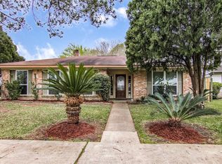 16303 Paso Dobble Dr, Houston, TX 77083