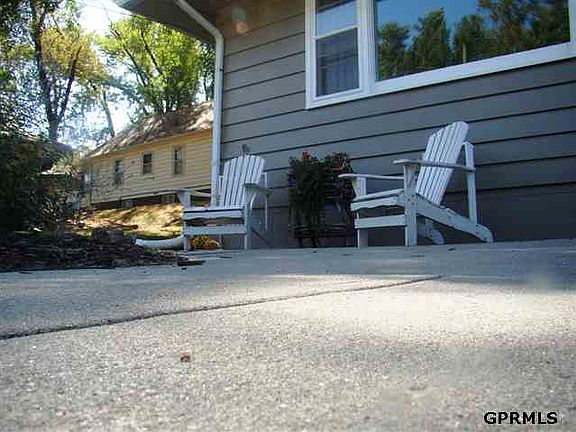 5th image of 6559 Manderson St