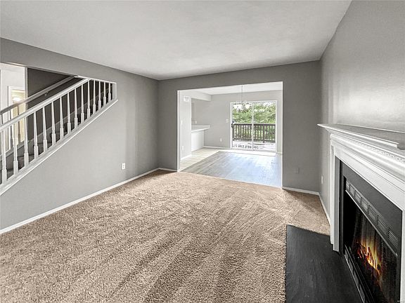 3rd image of 12066 Victorian Village Ct