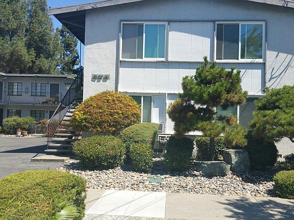 2nd image of 676 N 5th St APT 5
