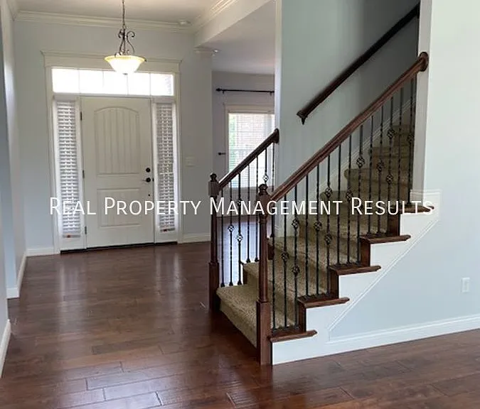 9399 Millicent Ct — Photo 5