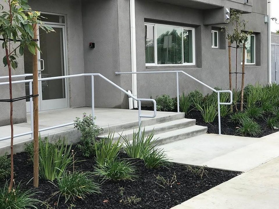1st image of 14828 Rayen St #211