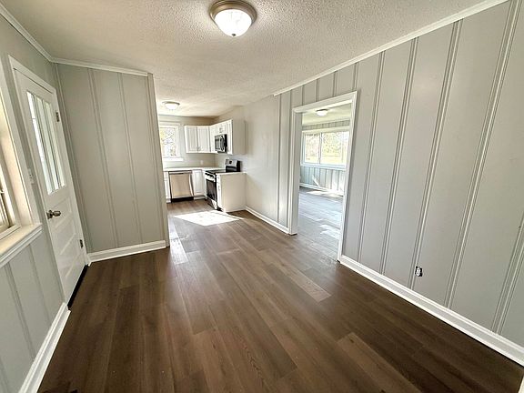5th image of 200 Sequoia Dr
