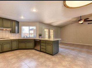 105 Taunton Way, Folsom, CA 95630