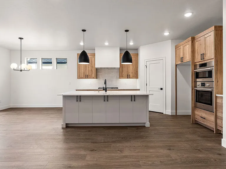 1806 N Black Elm Ln — Photo 15