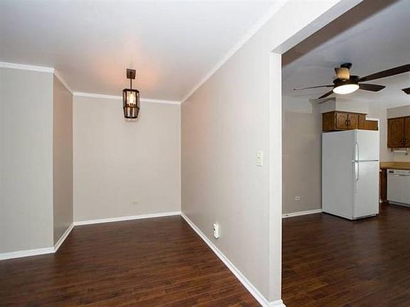 3rd image of 32 Conti Pkwy #2A
