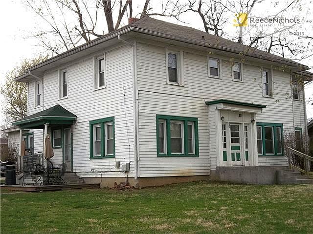 326 N Taylor - This 4-Plex has an inside entrance to all units t