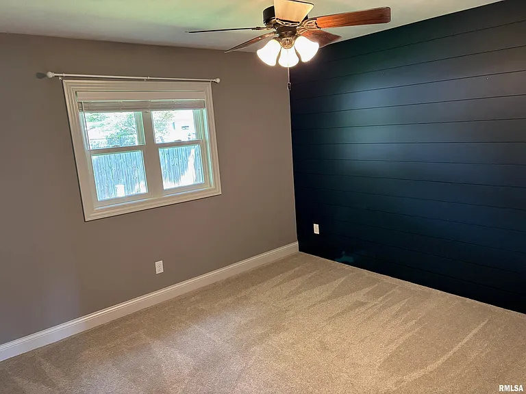 90 Pinehurst Dr — Photo 17