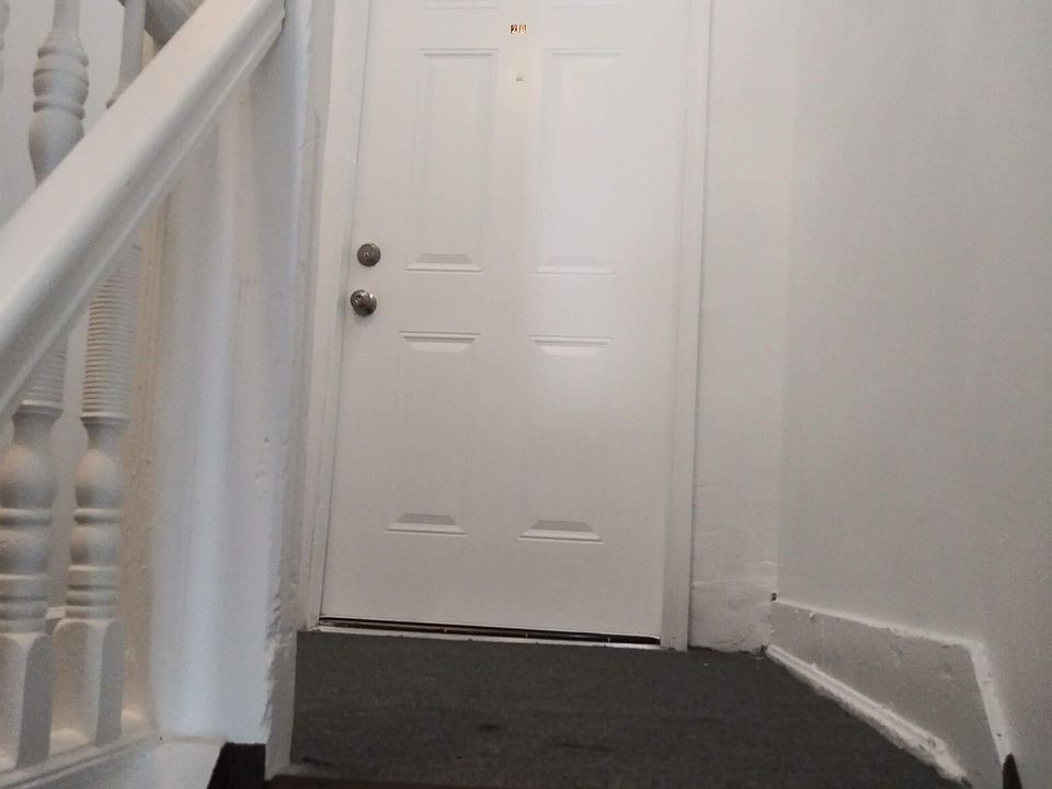 1st image of 885 Belmont Ave #2B