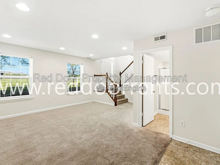 13340 Golden Gate Dr E — Photo 16