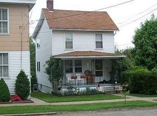15 N Washington St, Masontown, PA