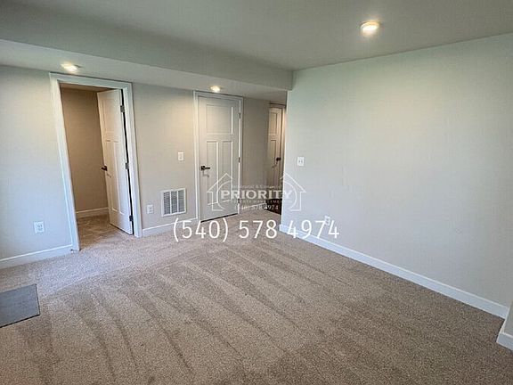 5th image of 4662 Drysdale St