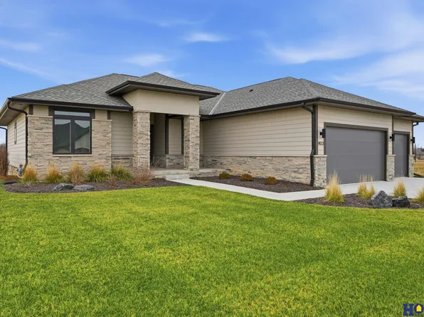 9833 S 42nd St, Lincoln, NE 68516