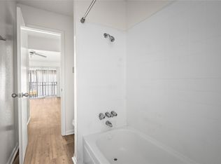 2112 Holly Hall St, Houston, TX 77054