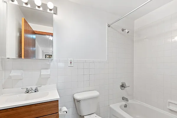 Rented by Compass | media 15