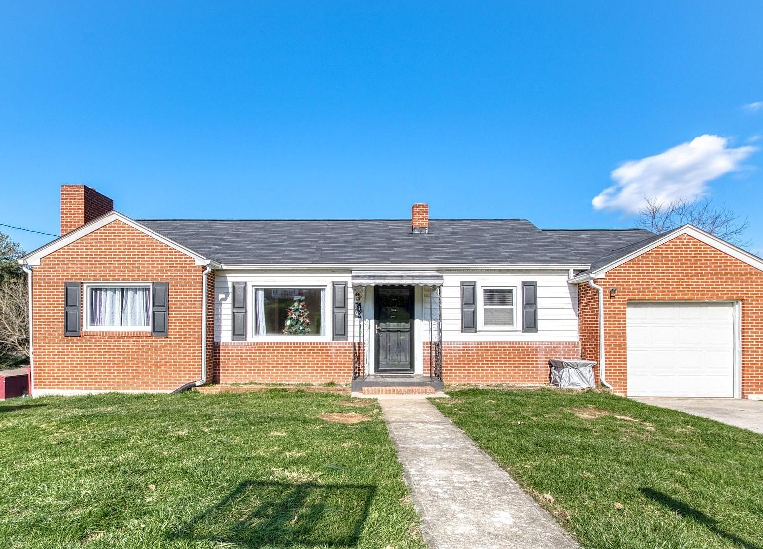 1109 Westview St, Narrows, VA 24124 Zillow