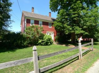 111 Willowbrook Ave, Stratham, NH 03885