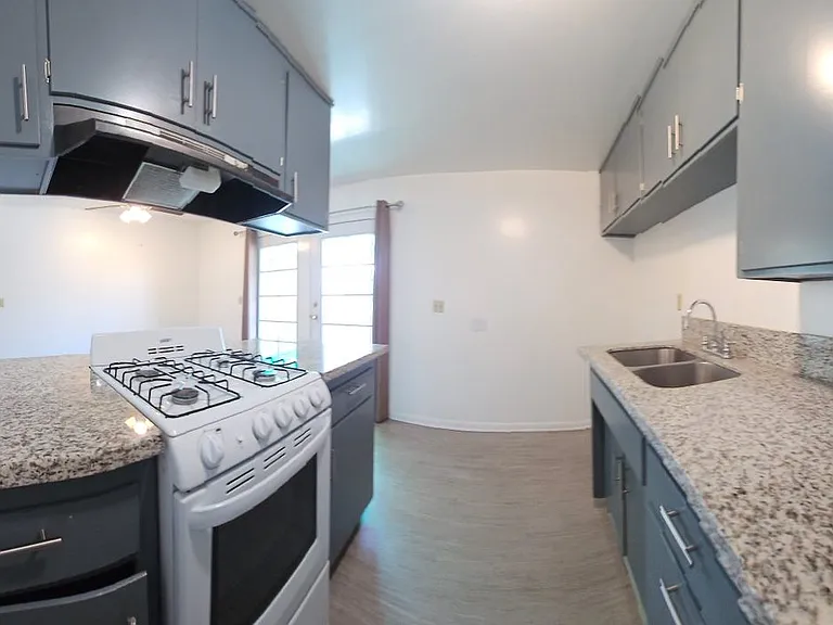 3055 N East St #3 — Photo 1