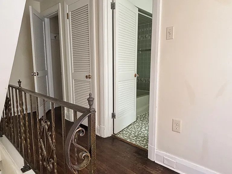 6120 Jackson St — Photo 11