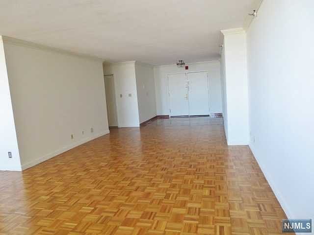 1st image of 1265 15th St Ph B