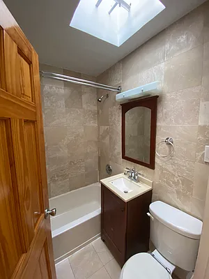 Rented by Peter R. Hungerford, LREB | media 29