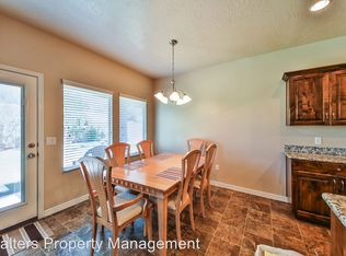 235 E Legends Ln, Washington, UT 84780