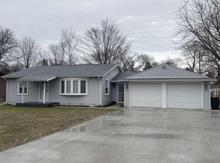 2580 Evergreen Ln, Port Huron, MI 48060