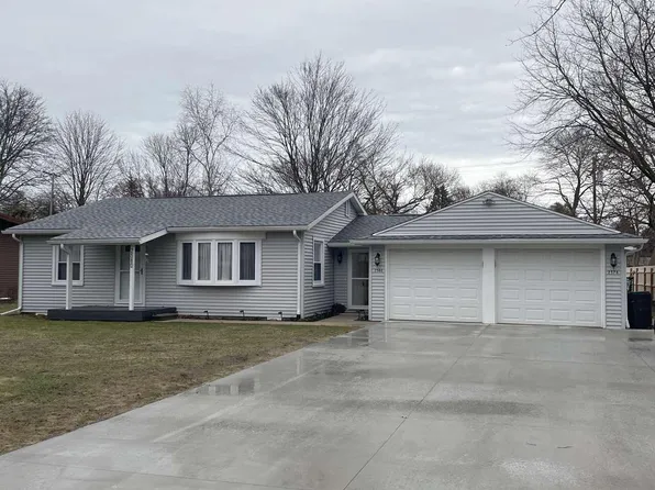 2580 Evergreen Ln, Port Huron, MI 48060