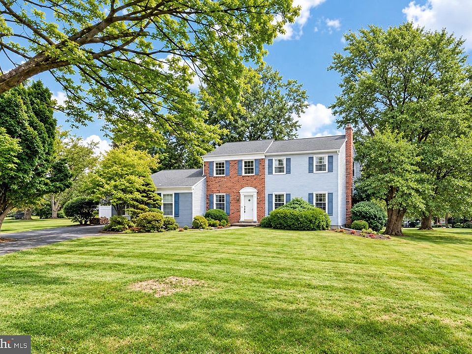 1st image of 1243 Upton Cir