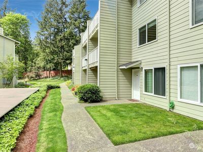 9484 Red-Wood Road NE #C 106, Redmond, WA, 98052