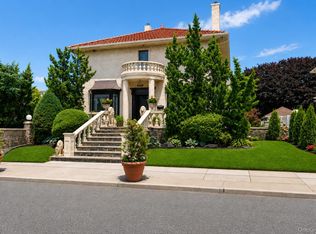 176 Beach 143rd Street, Neponsit, NY 11694
