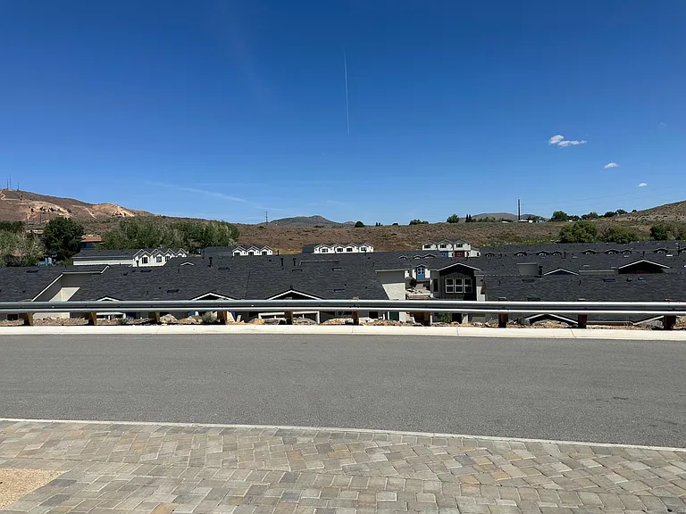 1032 Big Rock Loop — Photo 3