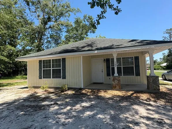 107-107 Peachtree St, Baxley, GA 31513