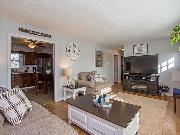 5th image of 503 Pinoak Dr